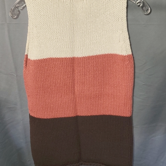 The Limited Sleeveless Sweater - Picture 2 of 2